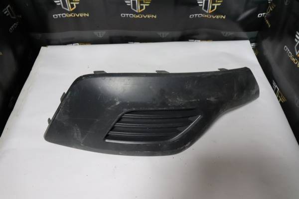 FORD CUSTOM 310 L DELUXE ÇIKMA PARÇA  SİS KAPAĞI